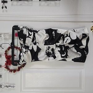 Super CUTE. Wendye Chaitin Black and White Apparel